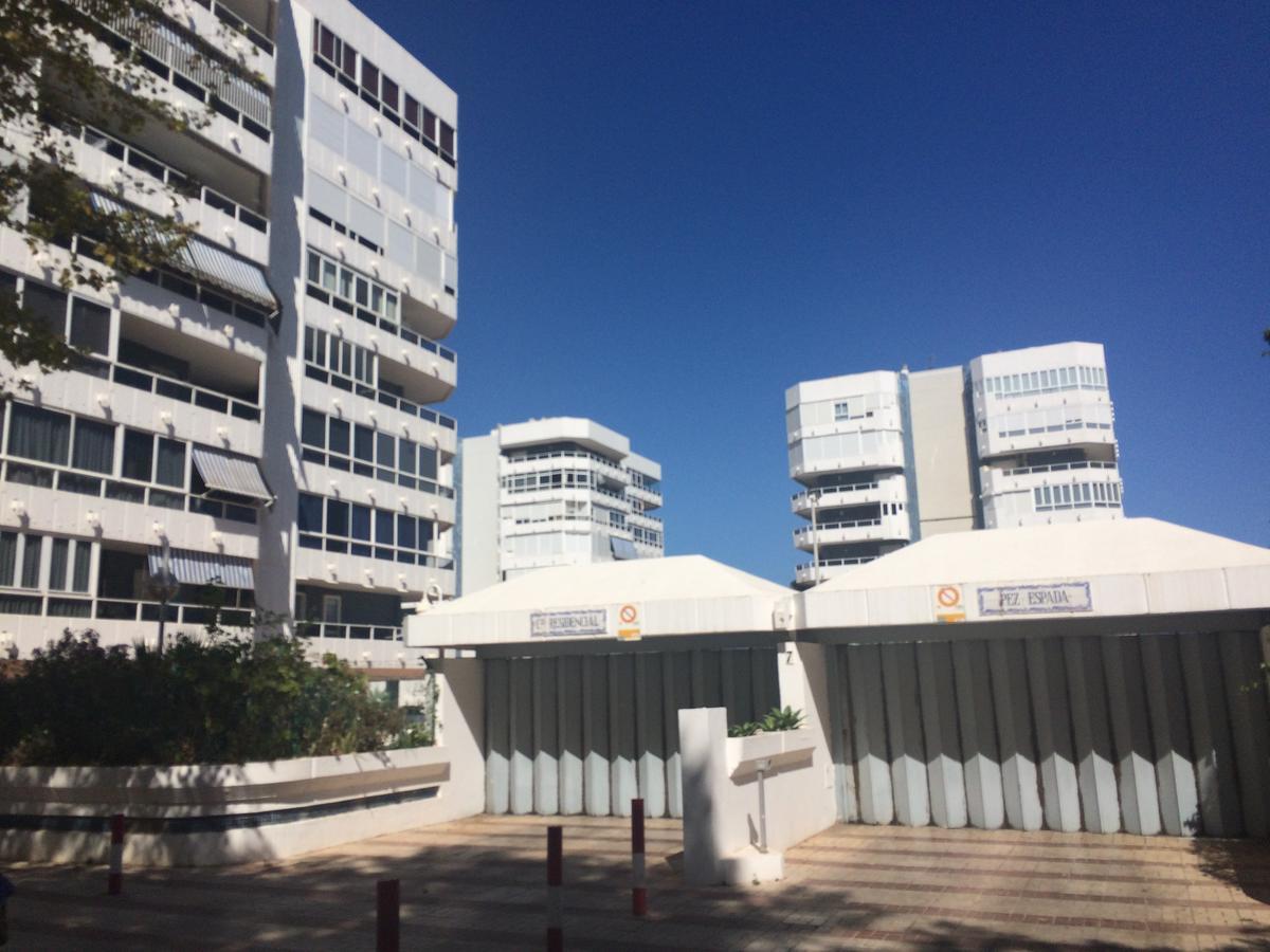 Pez Espada 1ª Línea Playa y Parking Torremolinos Bagian luar foto